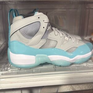 JORDAN JUMPMAN TWO TREY